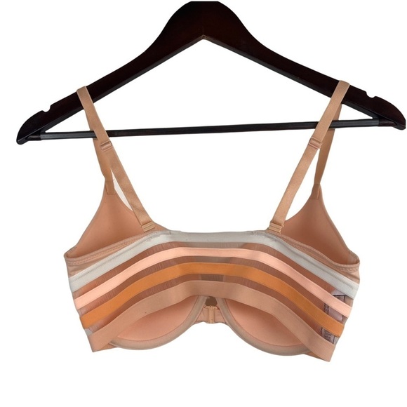 Victoria’s Secret T-Shirt Push-up Bra Size 34D Sheer Back - Picture 4 of 9